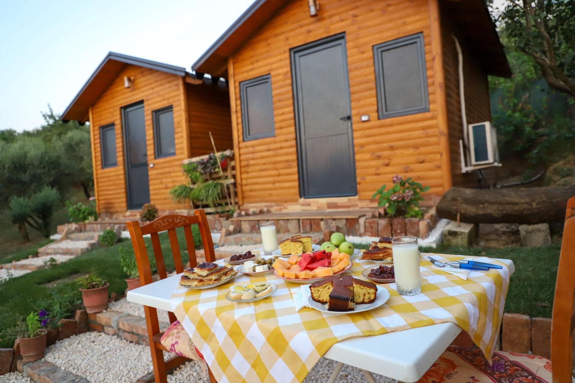 Bujtina Musta Guest House Berat Exterior foto