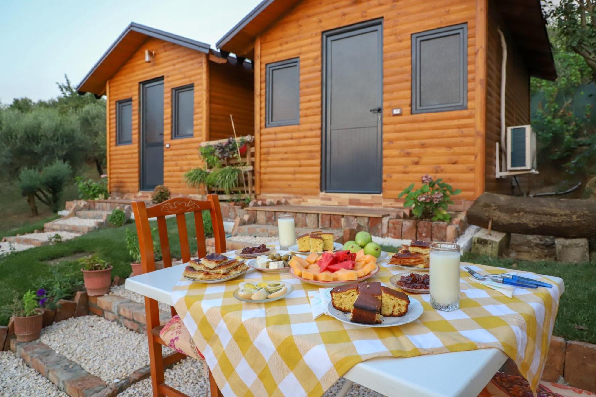 Bujtina Musta Guest House Berat Exterior foto