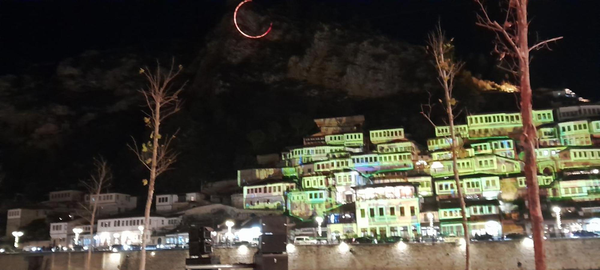 Bujtina Musta Guest House Berat Exterior foto